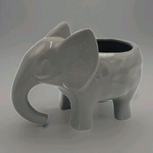 DiliComing Small Gray Elephant Ceramic Succulent Planter Cactus Pot 6"
